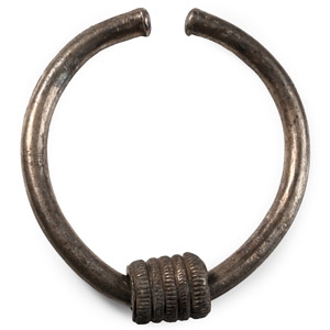 Large Lydian Silver Bar Bracelet