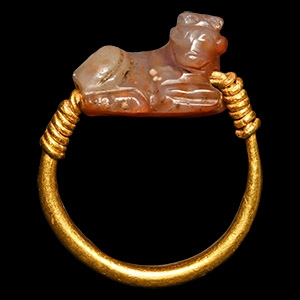 Egyptian Gold Ring with Agate Bull