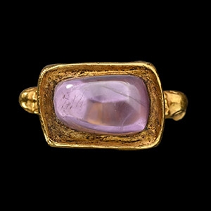 Langobardic Gold Bishops Ring with Amethyst