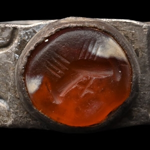 Roman Silver Ring with Clasped Hands Gemstone