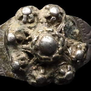 Post Medieval Silver Ring with Rosette