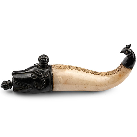 Indian Mutton Fat  Jade Carved Fish-Shaped Gunpowder Flask