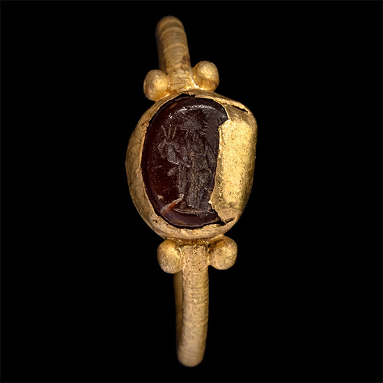 Roman Gold Ring with Fortuna Gemstone