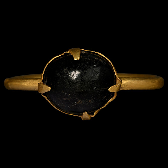 Medieval Gold Ring with Cabochon