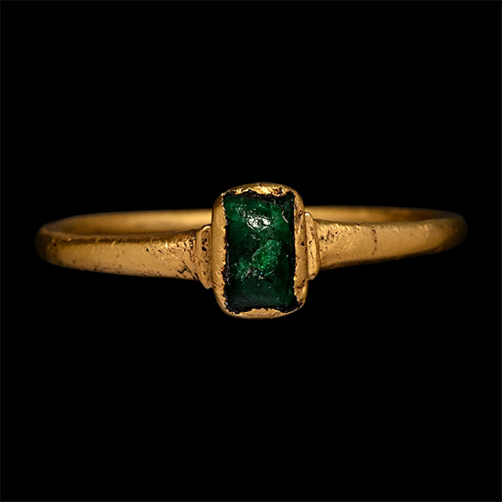 Medieval Gold Ring with Green Cabochon