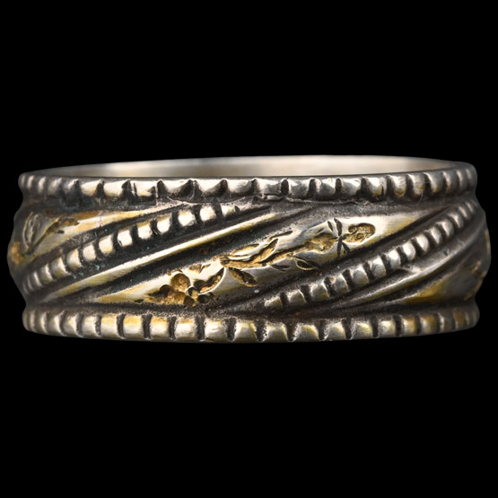 Tudor Decorated TENES LA [F]OY Silver Posy Ring
