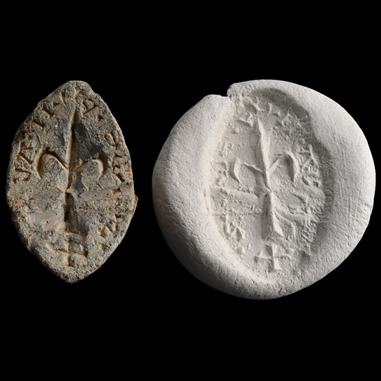 Medieval Lead Vesica-Shaped Seal Matrix with Fleur-de-Lys
