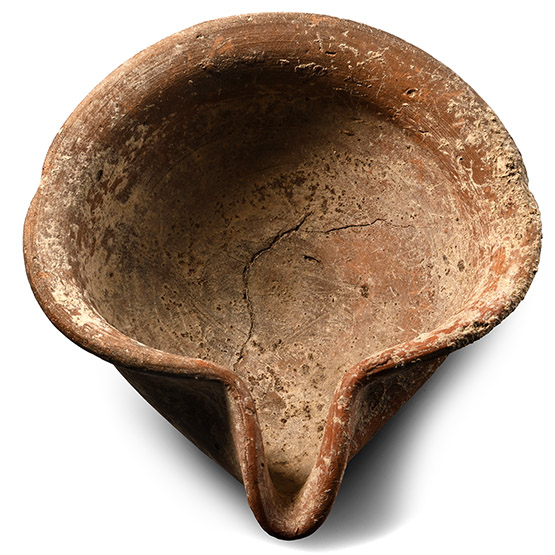 Very Large Bronze Age Holy Land Terracotta Pinched Rim Oil Lamp