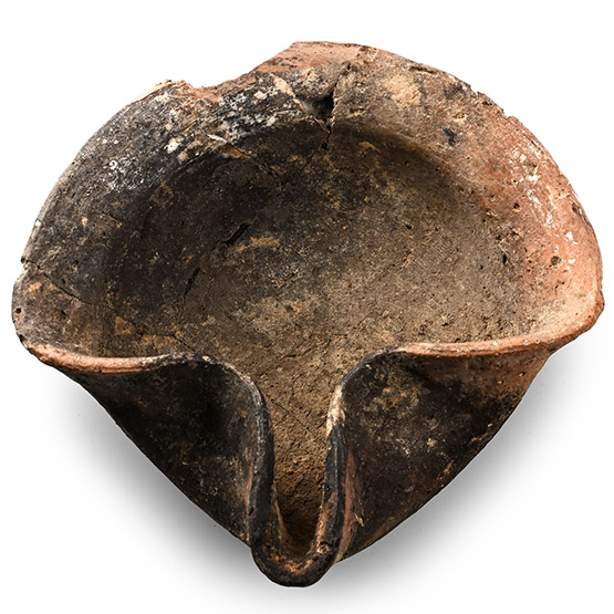 Bronze Age Holy Land Terracotta Pinched Rim Oil Lamp