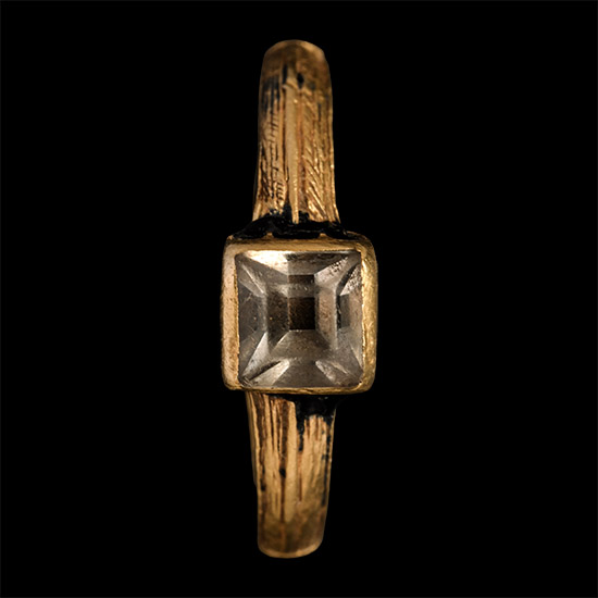 Post Medieval Enamelled Gold Ring with Table-Cut Rock Crystal Gemstone