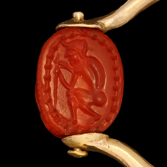 Etruscan Carnelian Scarab of a Fletcher in Gold Ring