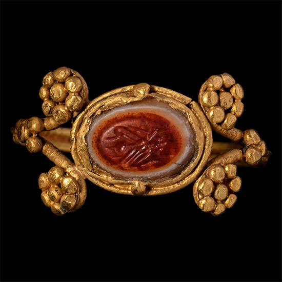 Roman Gold Ring with Eye Gemstone with Engraved Bee