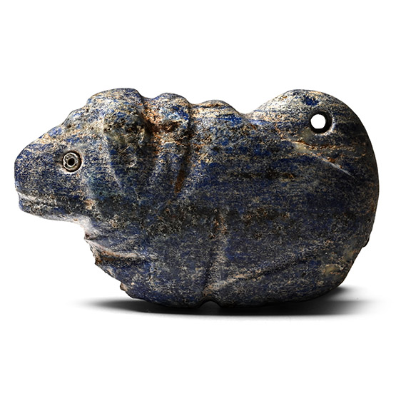 Bactrian Lapis Lazuli Recumbent Bull with Inlaid Eyes