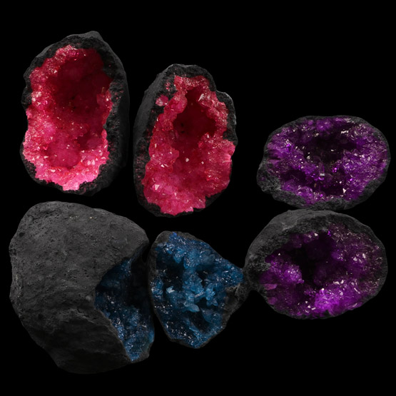 Coloured Composite Quartz Nodule Group