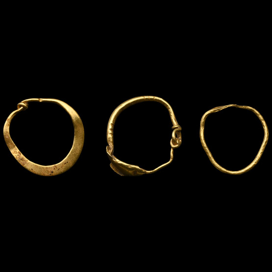 Roman Gold Earring Collection