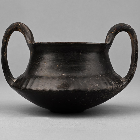 Two-handled Villanova Bowl