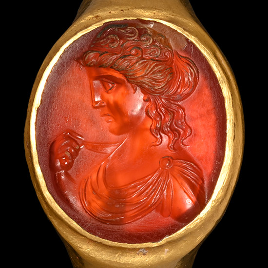 Roman Gold Ring with Carnelian Gemstone with Bust of a Goddess