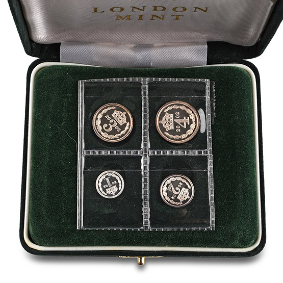 Cook Islands. Windsor, Elizabeth II AR Maundy Money Set.