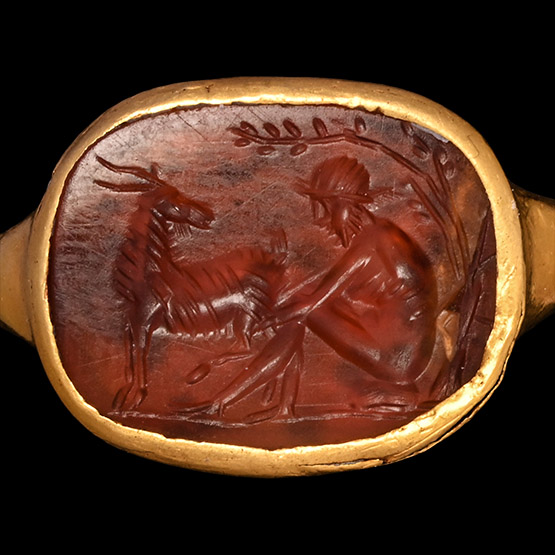 Roman Gold Ring with Carnelian Gemstone with Bucolic Scene
