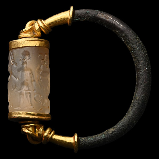 Mitanni Cylinder Seal with Animals in Gold Mounting