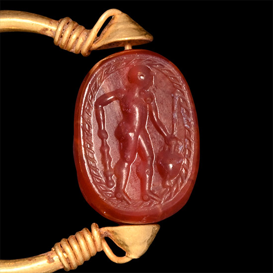 Etruscan Carnelian Scarab with Hercules at a Fountain in Gold Ring