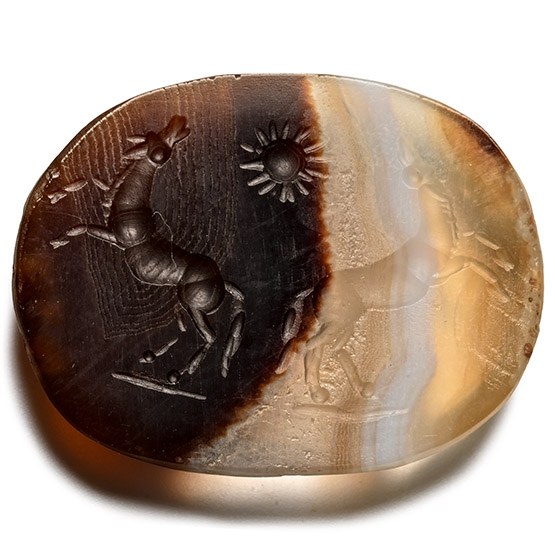 Post-Classical Banded Agate Gemstone with Two Horses and Sun