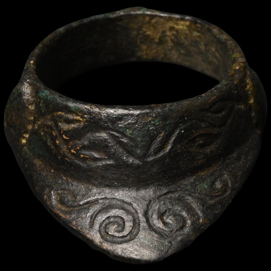 Byzantine Bronze Decorated Archers Thumb Ring