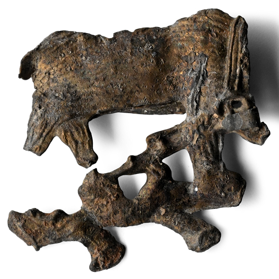 Medieval Pewter Earls of Warwick Livery Badge with Bear and Staff