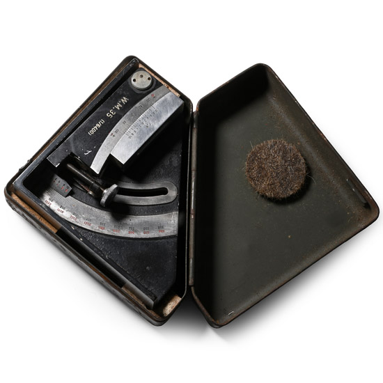 British WWII Clinometer Gun Barrel Adjuster in Original Case