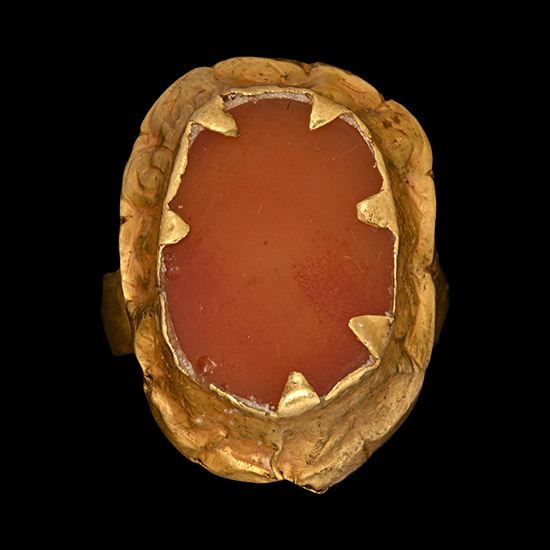 Stuart Period Engraved Gold Ring with Carnelian Gemstone