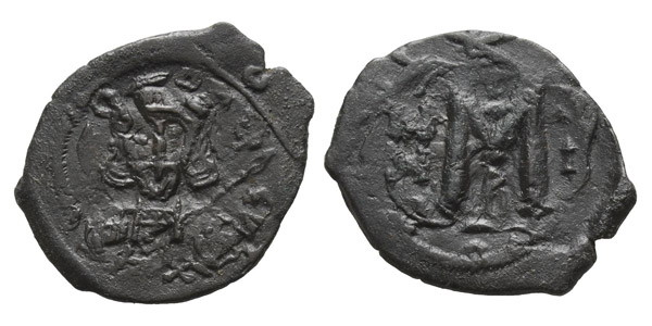 Tiberius III (Apsimar) AE 40 Nummi of Follis.