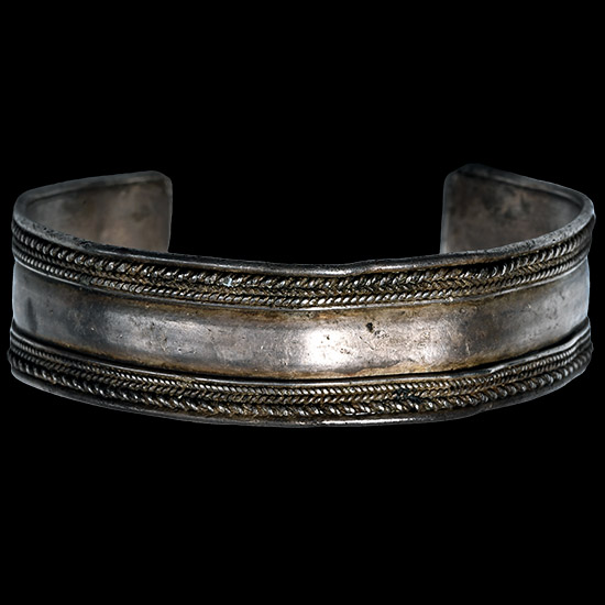 Roman Silver Bracelet with Filigree Wires and Bosses