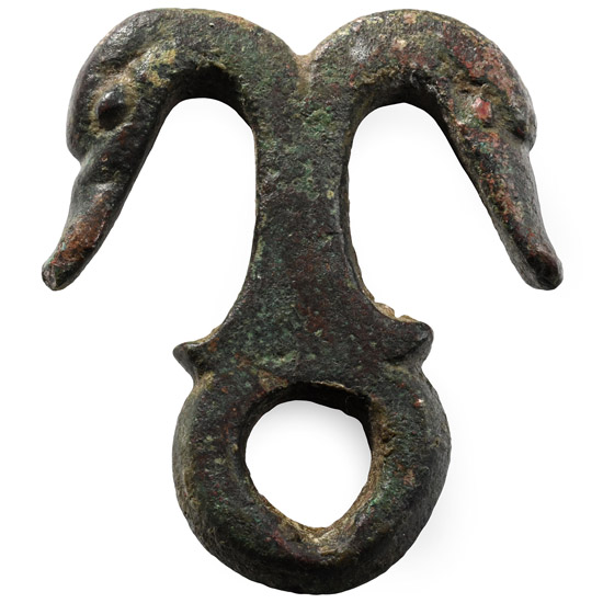 Roman Bronze Double Swan-Head Pendant Hanger