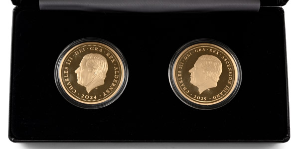Great Britain. Windor, Charles III Set of Two [2] Proof AV Quintuple Sovereigns.