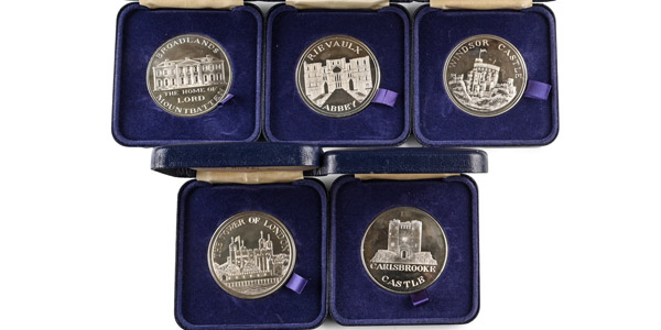 Great Britain. Group of Five [5] Silver-Nickel Coins.