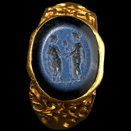 Roman Gold Ring with Nicolo Gemstone of a Marriage Scene