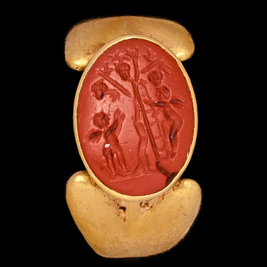 Roman Red Jasper Gemstone with Group of Amores Harvesting Grapes in Gold Ring