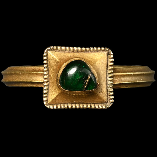 Medieval Gold Ring with Cabochon Emerald