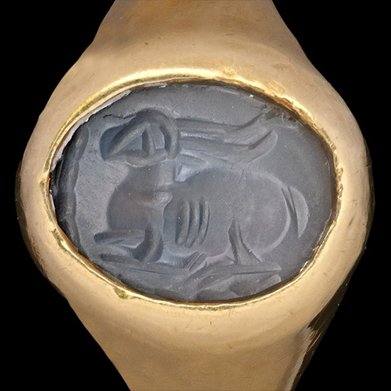 Sasanian Blue Chalcedony Gemstone with Animal in Gold Ring