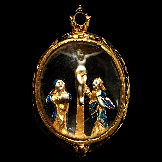 Spanish Rock Crystal and Enamelled Gold Crucifixion Pendant