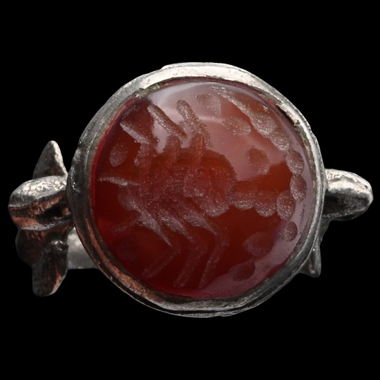 Bedouin Ring with Birds on Shoulders