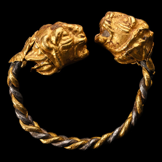 Greek Gold Lion Head Ring with Plaited Band