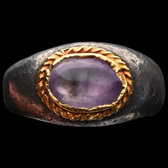 Late Roman Silver Ring with Amethyst Cabochon