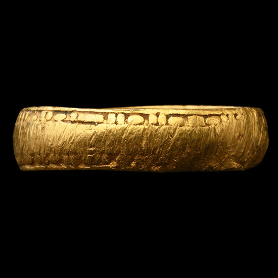 Post Medieval My choice is my Delight Decorated Gold Posy Ring