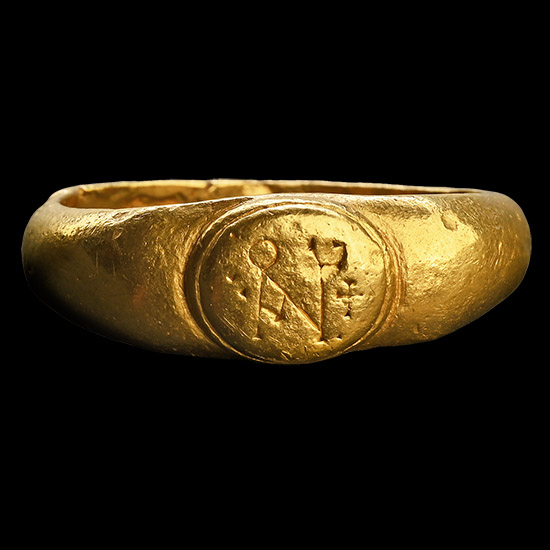 Byzantine Gold Ring with Monogram