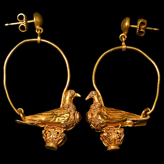 Greek Gold Earring Pair with a Dove above a Corinthian Capital