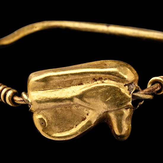 Graeco-Egyptian Gold Swivel Ring with Wedjat-eye