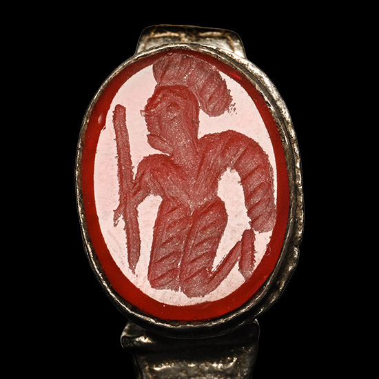 Bedouin Silver-Coloured Ring with Figural Gemstone