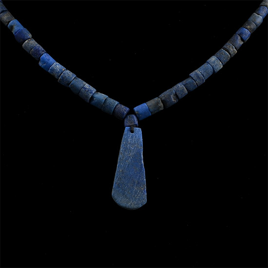 Lapis Lazuli Bead Necklace String with Paddle-Shaped Pendant