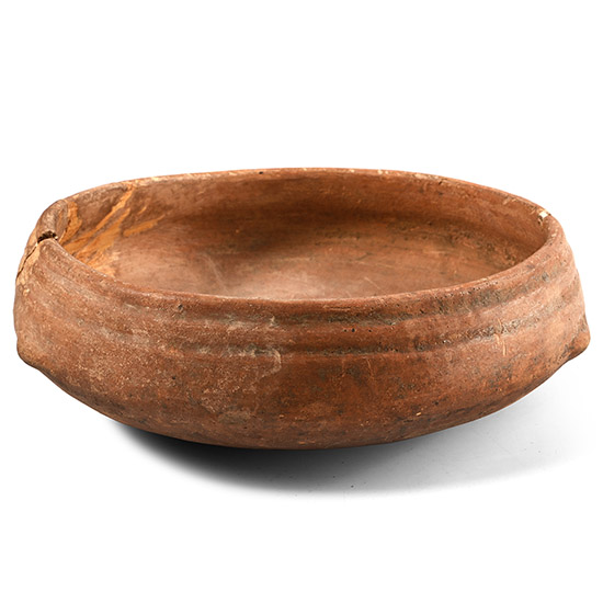 Pre-Columbian Terracotta Ribbed Bowl